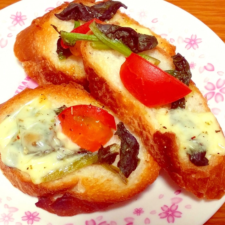 ワインのおつまみに トマトとほうれん草のバゲット レシピ 作り方 By Yomogimotir 楽天レシピ ワインのおつまみに トマトとほうれん草のバゲット レシピ 作り方 By Yomogimotir 楽天レシピ